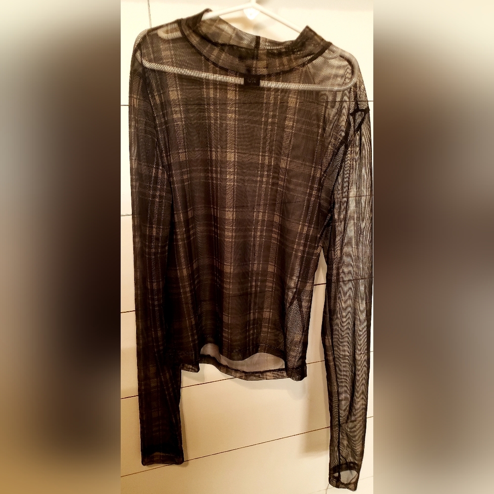 Rue 21 Y2K shirt